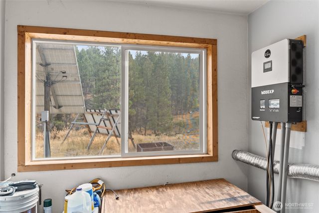 56 Ruby Two Moons Road, Tonasket, WA 98855