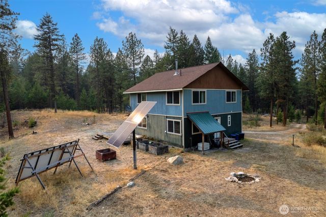 56 Ruby Two Moons Road, Tonasket, WA 98855