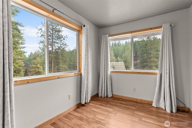 56 Ruby Two Moons Road, Tonasket, WA 98855