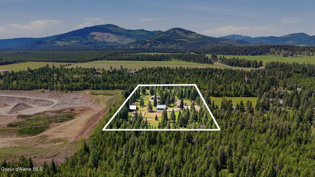 21381 N Thatcher CT, Rathdrum, ID 83858