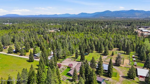 21381 N Thatcher CT, Rathdrum, ID 83858