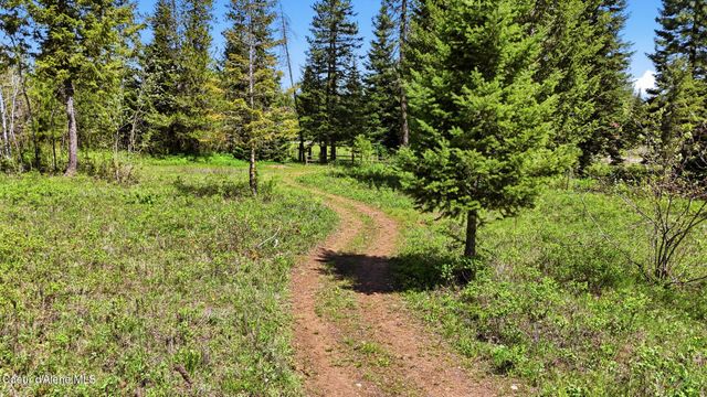 21381 N Thatcher CT, Rathdrum, ID 83858