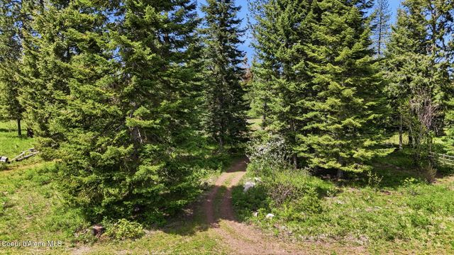 21381 N Thatcher CT, Rathdrum, ID 83858
