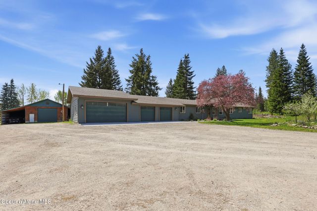 21381 N Thatcher CT, Rathdrum, ID 83858