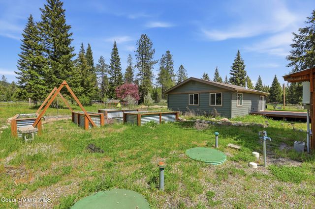 21381 N Thatcher CT, Rathdrum, ID 83858