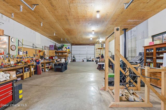 21381 N Thatcher CT, Rathdrum, ID 83858