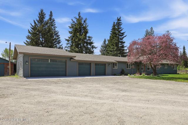 21381 N Thatcher CT, Rathdrum, ID 83858