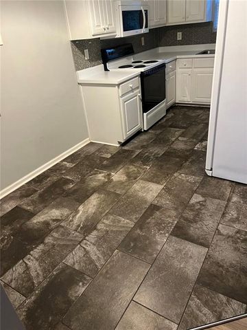 1406 Flanagan Mill Drive, Auburn, GA 30011