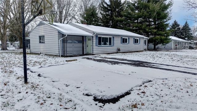 10645 Wilma Avenue NE, Alliance, OH 44601