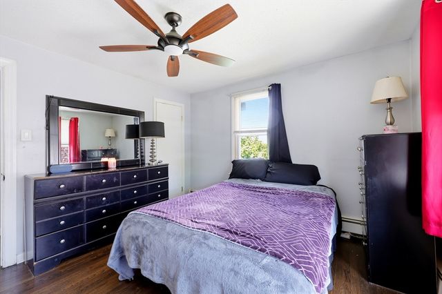 12 Angelo St, Springfield, MA 01119