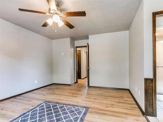 23 Crown Point, Shawnee, OK 74804