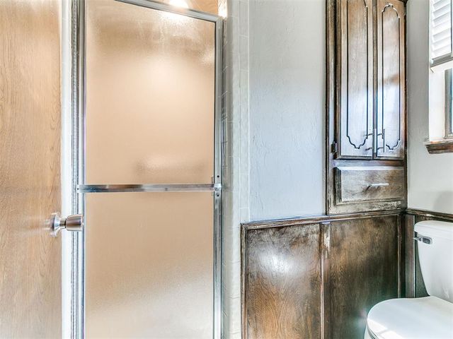 23 Crown Point, Shawnee, OK 74804