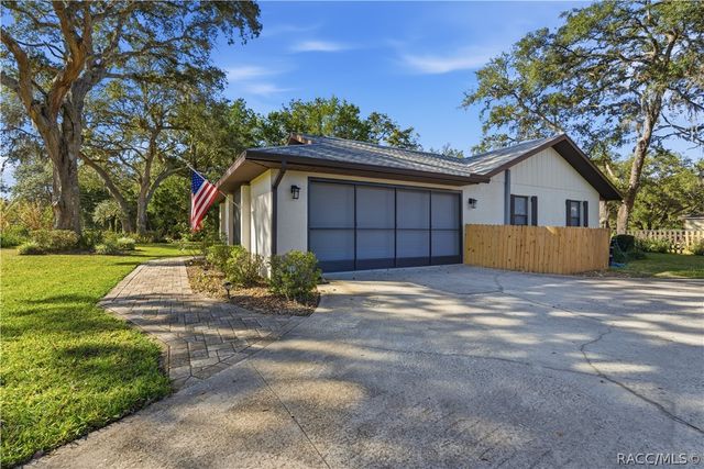 335 W Pearson Street, Hernando, FL 34442