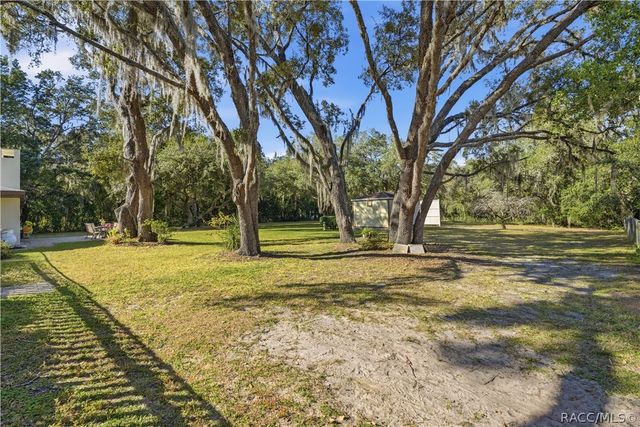 335 W Pearson Street, Hernando, FL 34442