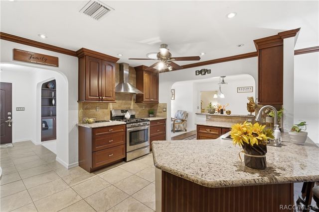 335 W Pearson Street, Hernando, FL 34442