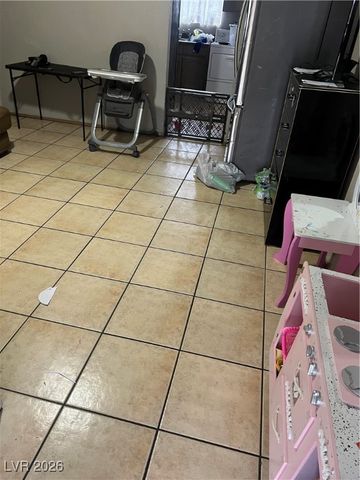 210 Paul Avenue, Las Vegas, NV 89106