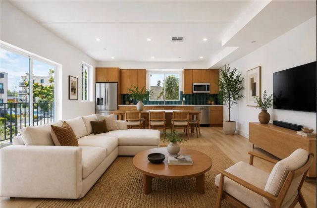 1063 S Corning Street, Los Angeles, CA 90035