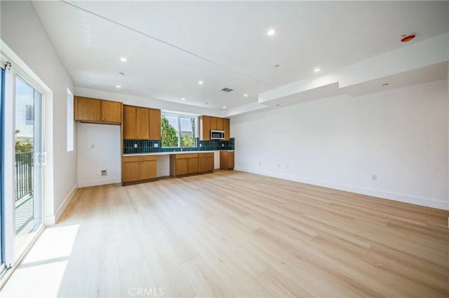 1063 S Corning Street, Los Angeles, CA 90035