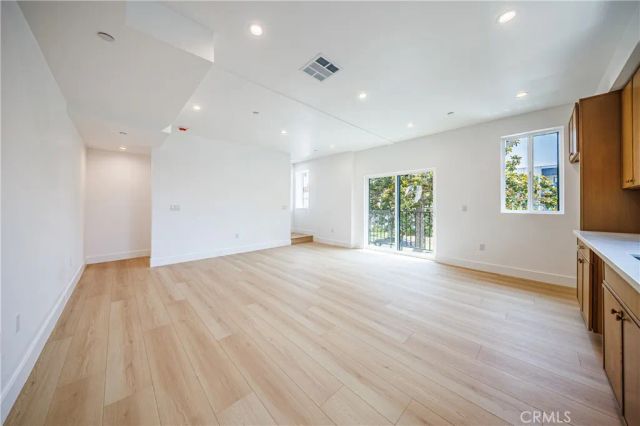 1063 S Corning Street, Los Angeles, CA 90035