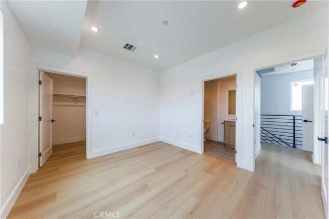 1063 S Corning Street, Los Angeles, CA 90035
