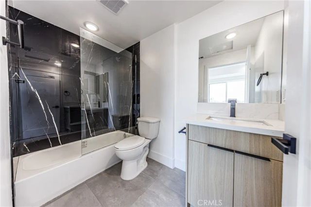1063 S Corning Street, Los Angeles, CA 90035