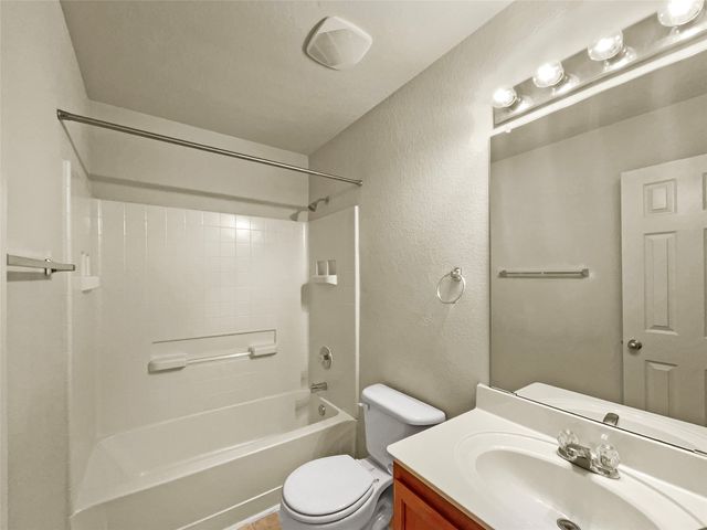 1630 Santa Fe Trail, Krum, TX 76249