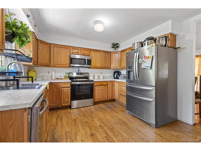 1413 S Kittredge St, Aurora, CO 80017