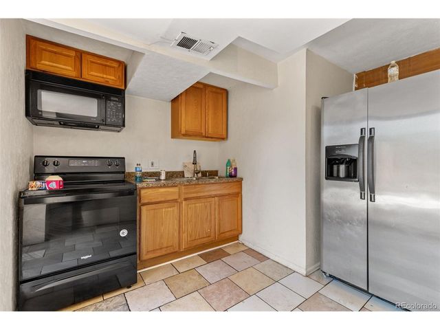 1413 S Kittredge St, Aurora, CO 80017