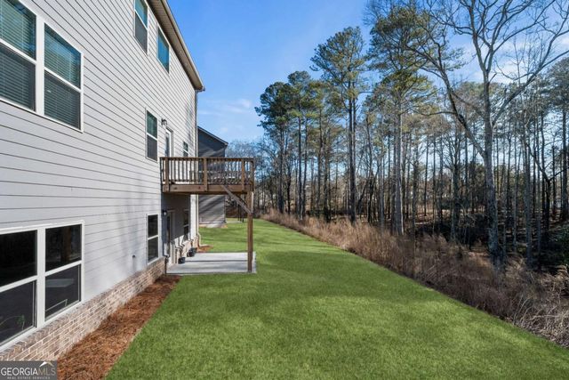 925 Lakehaven Lane, Loganville, GA 30052