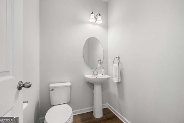 925 Lakehaven Lane, Loganville, GA 30052