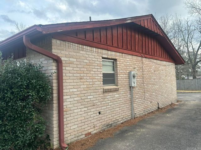 3106 W 36TH Avenue, Pine Bluff, AR 71603