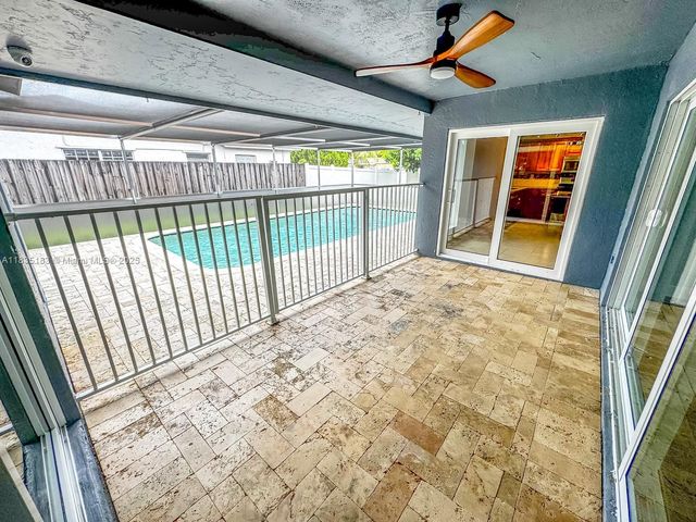 2040 NW 86th Ave, Sunrise, FL 33322