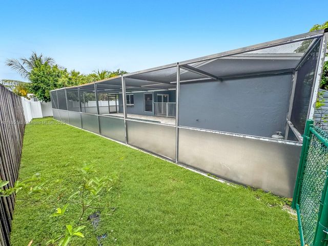 2040 NW 86th Ave, Sunrise, FL 33322