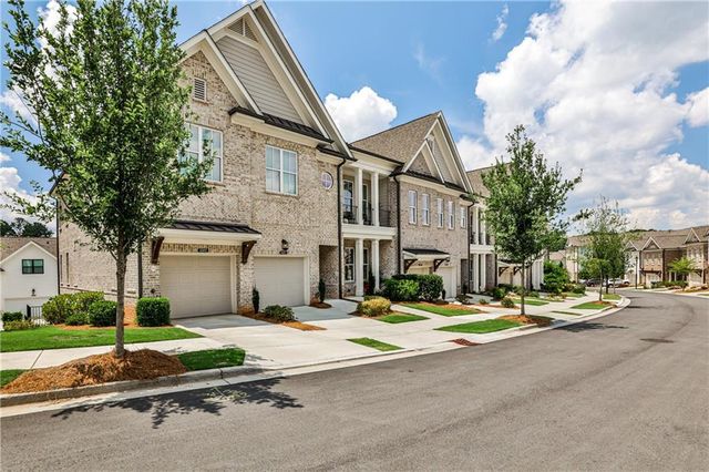 4965 Sealy Circle, Peachtree Corners, GA 30092