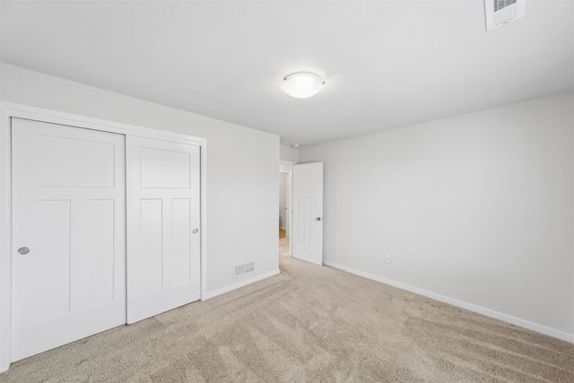 15137 Foxglove Lane, Urbandale, IA 50323