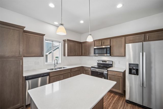 15137 Foxglove Lane, Urbandale, IA 50323