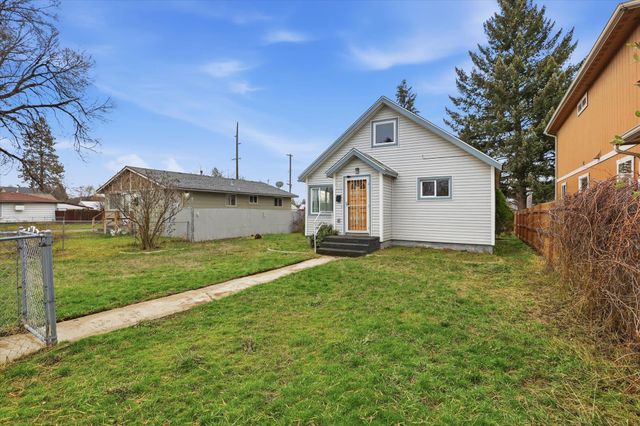 1324 E Joseph Ave, Spokane, WA 99208