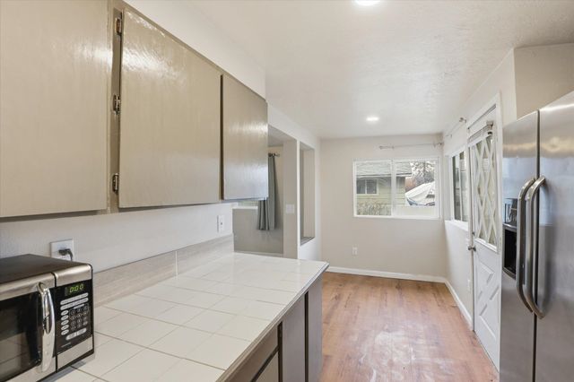 1324 E Joseph Ave, Spokane, WA 99208