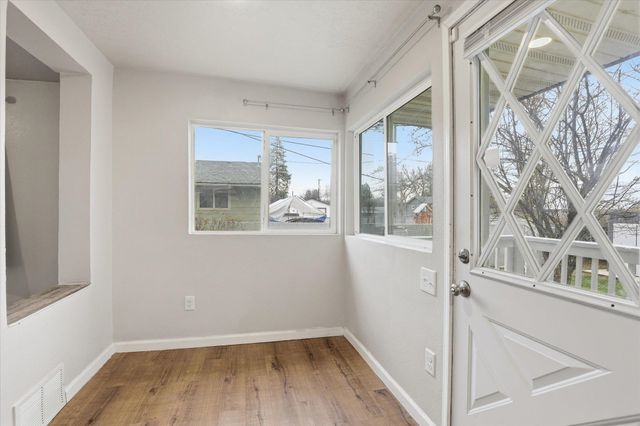 1324 E Joseph Ave, Spokane, WA 99208