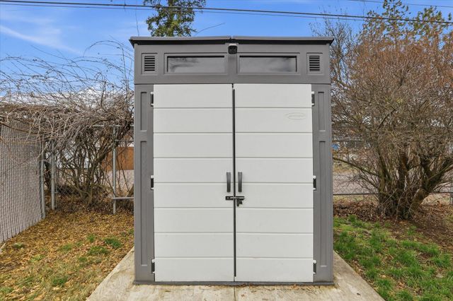 1324 E Joseph Ave, Spokane, WA 99208