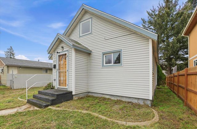 1324 E Joseph Ave, Spokane, WA 99208