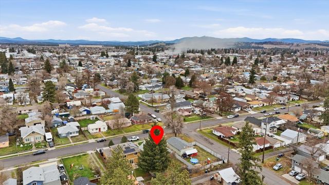 1324 E Joseph Ave, Spokane, WA 99208