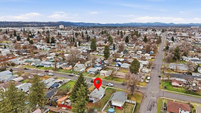 1324 E Joseph Ave, Spokane, WA 99208