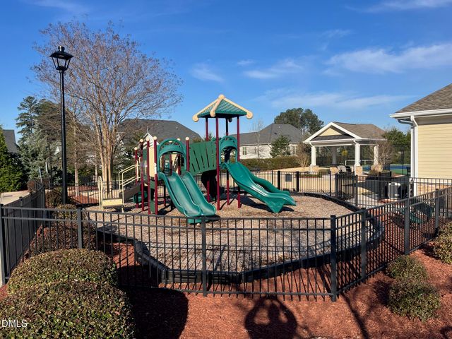 2640 Cedar Hedge Court, Apex, NC 27523