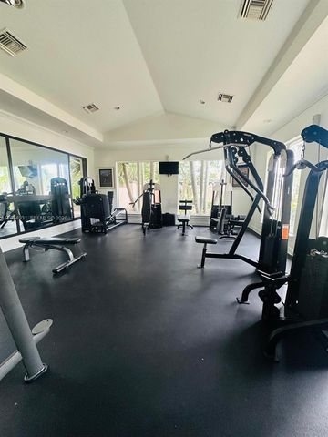 12154 Saint Andrews Place 110, Miramar, FL 33025