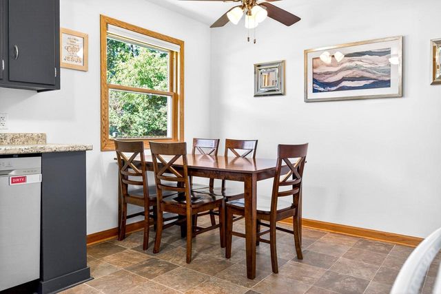 415 E 16TH STREET, Kaukauna, WI 54130