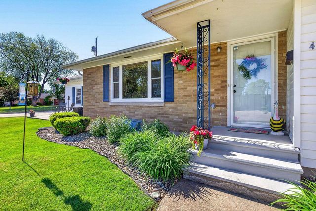 415 E 16TH STREET, Kaukauna, WI 54130
