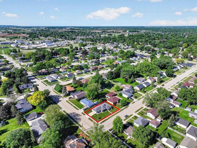 415 E 16TH STREET, Kaukauna, WI 54130