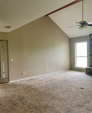 218 County Road 2992, Windom, TX 75492