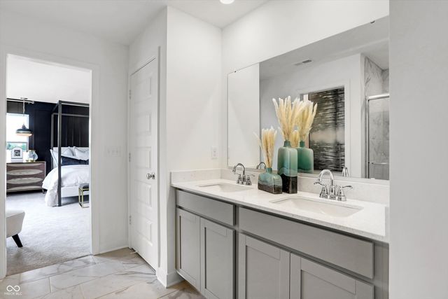 7422 Allesley Drive, Avon, IN 46123